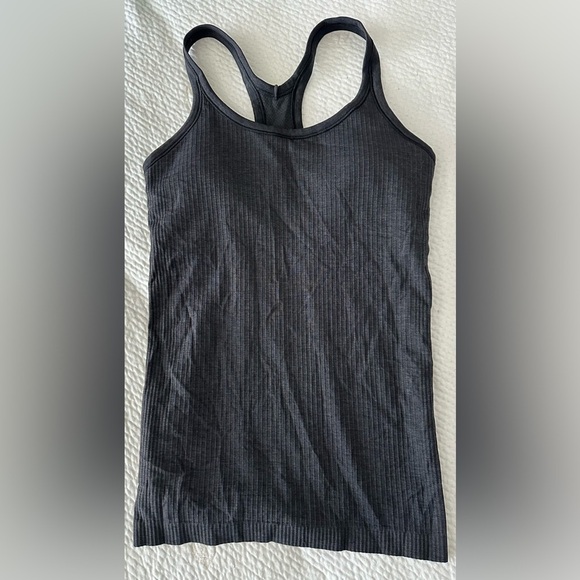 ⭐️Like New⭐️ Lululemon: Women’s Tank Top- Size 4 - Picture 6 of 9
